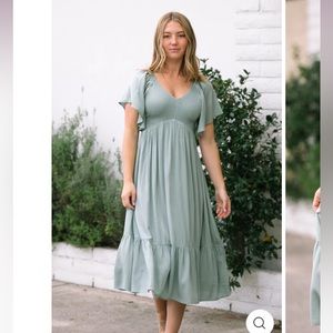 Flutter sleeve midi dress